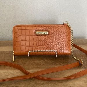 London Fog Collection wallet bag w/chain lots credit card slots faux Crocodile